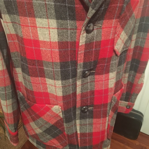 vintage wool-nylon blend plaid blazer. - Picture 2 of 7